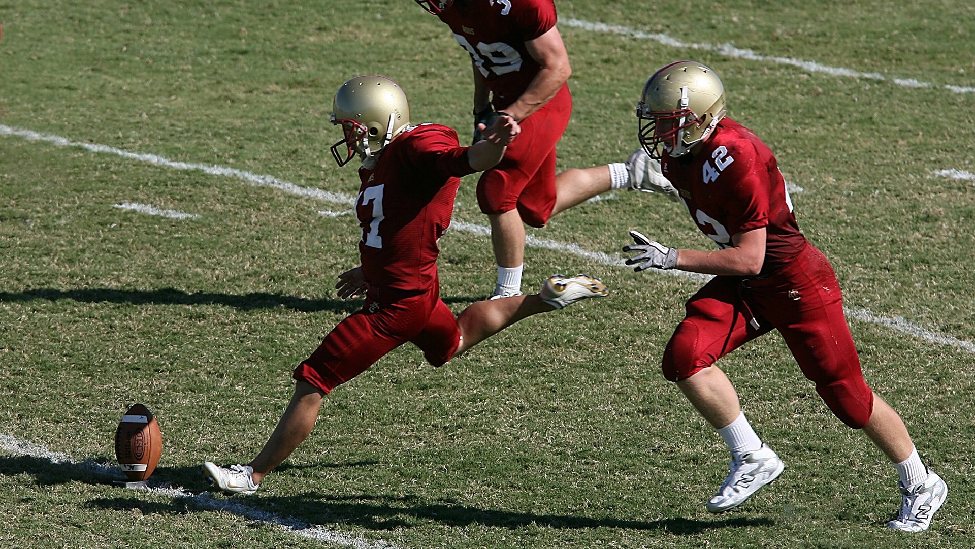 世界杯：经历战争的球员分享成长故事 将世界杯视作“和平象征”